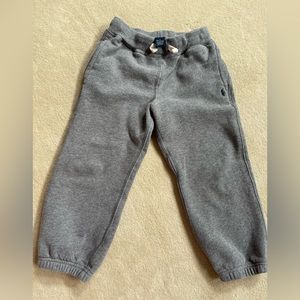 POLO Ralph Lauren -Boy Fleece jogger. PreOwned. Good condition as shown. SZ 5.